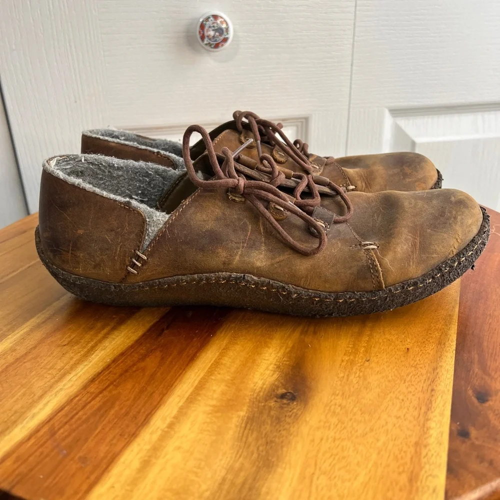 Clark’s Originals‎ Latana Maple leather oxfords size 10